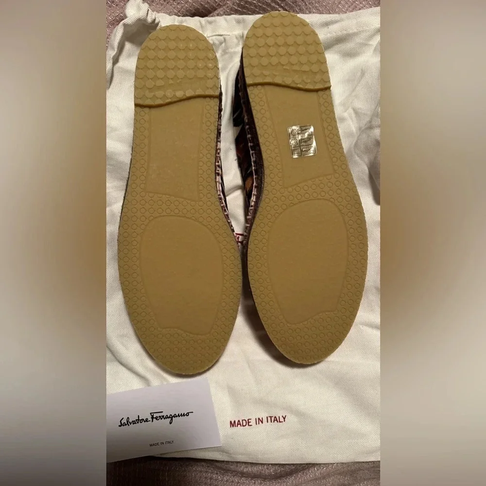 New Salvatore Ferragamo Sue Espadrille Flat Size 6.5